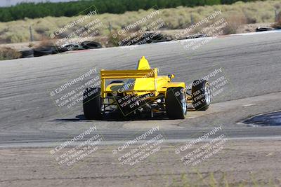 media/Jun-05-2022-CalClub SCCA (Sun) [[19e9bfb4bf]]/Group 3/Qualifying/